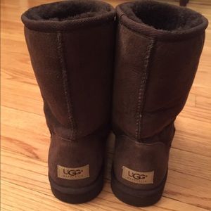 UGG short boots - WMNS SIZE 9