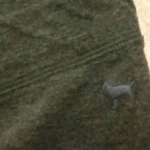 Grey VS small leggings