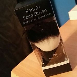 Elf kabuki face brush