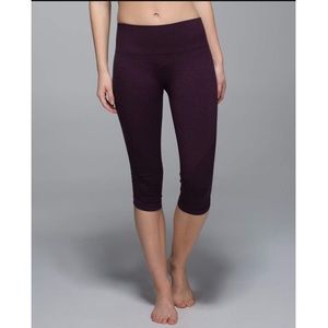 Lululemon In The Flow Crops II
