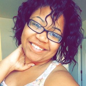 Meet your Posher, Anneisha