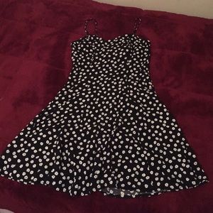 Daisy print dress