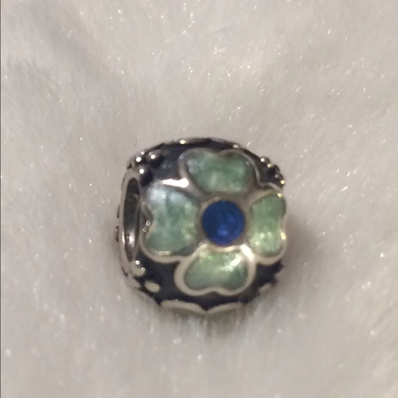 PANDORA DAISY BLUE ENAMEL CHARM