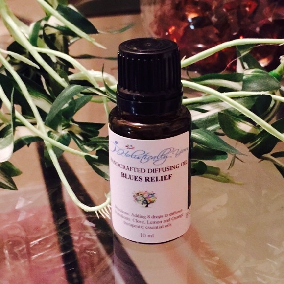 "BLUES RELIEF" Diffusing Essential Oil