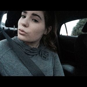 Meet your Posher, Maya