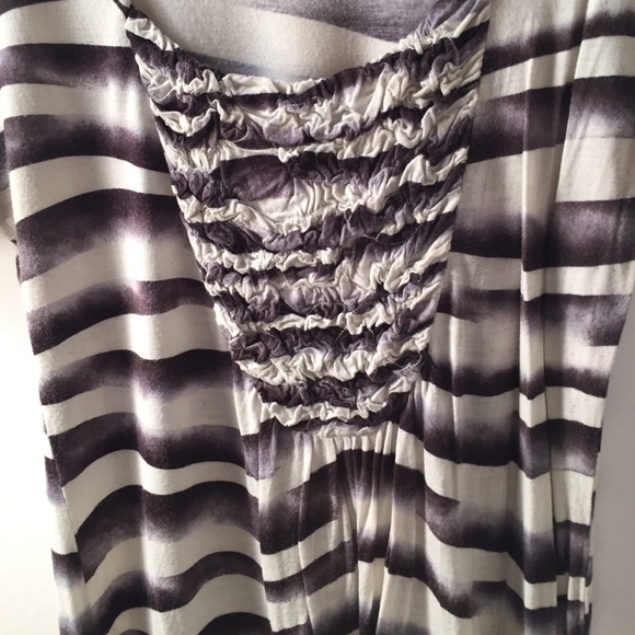 Striped shirt sleeves shirt - Picture 2 of 3