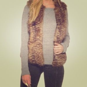 Mossimo fur vest