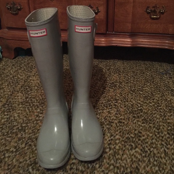 HUNTER BOOTS