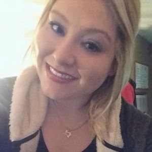 Meet your Posher, Kristen