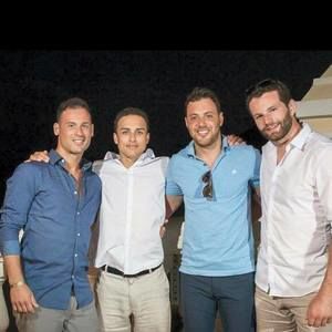 Meet your Posher, Stephen