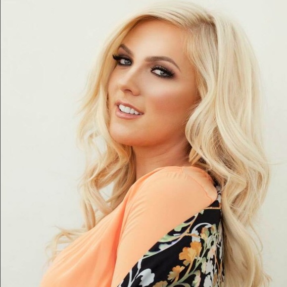 Meet your seller! 💕