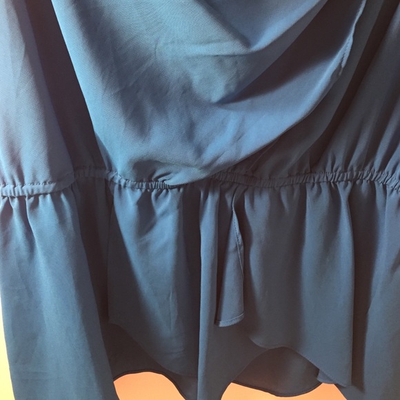 Blue tank with defined waist - Picture 2 of 4