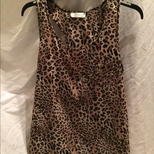 Cute leopard top