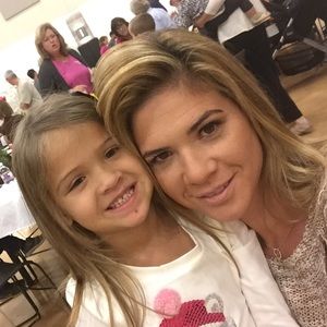 Meet your Posher, Julia