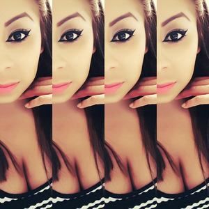 Meet your Posher, Celina