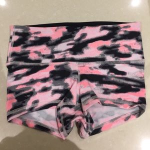Pink camo lululemon spandex