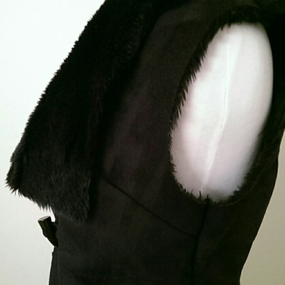 Design History cuddly faux suede/fur vest size S - Picture 3 of 4