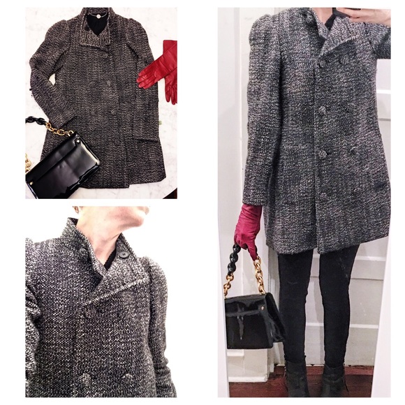 More Pix!  Scandal coat - Picture 2 of 4