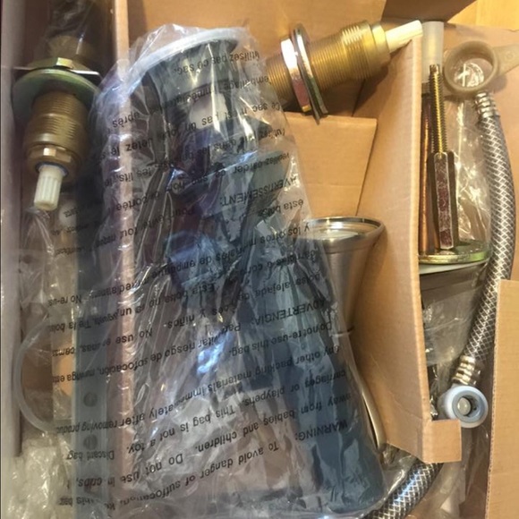 Price Pfister Pasadena Brushed Nickel sink - Picture 3 of 4