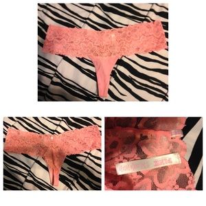 Nwot vs pink thong