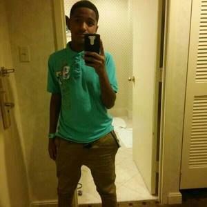 Meet your Posher, Louis gregorio