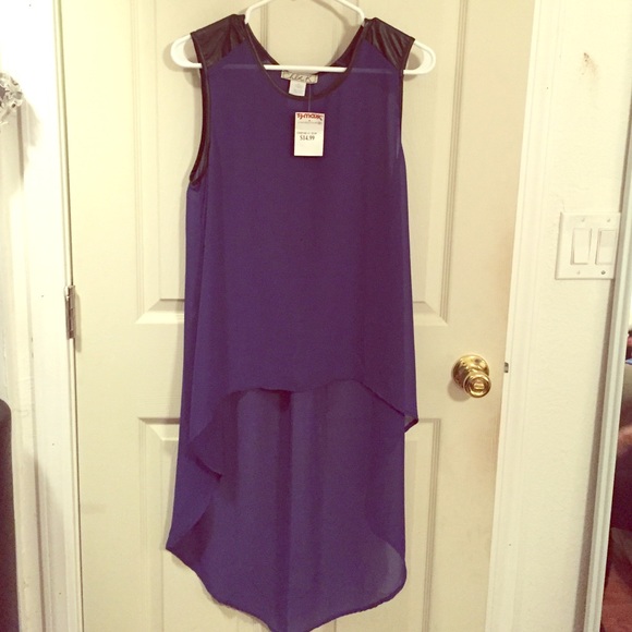 Top with a long tail