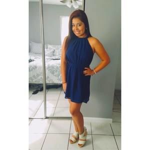 Meet your Posher, Dania