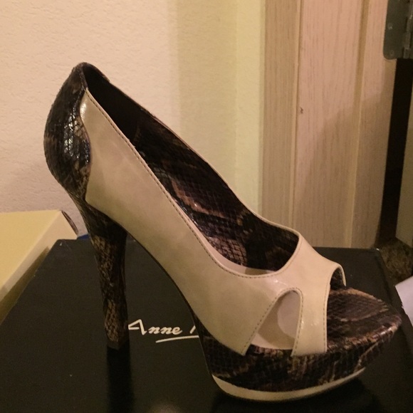 Michael Antonio shoe