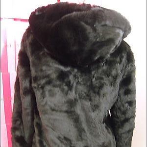 VICTORIA/'S SECRET PURE BLACK FULL ZIP FAUX FUR FASHION SHOW JACKET RARE