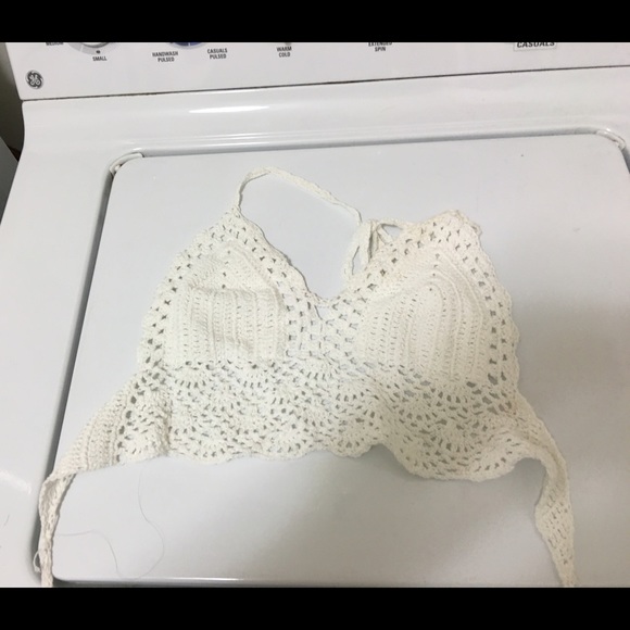 Halter bikini top