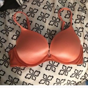 Bundle for @syorks12! VS and Gilly Hicks bras