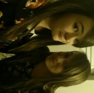 Meet your Posher, Ana