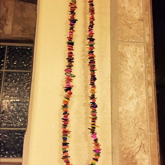 Necklace made of stones - Picture 2 of 2