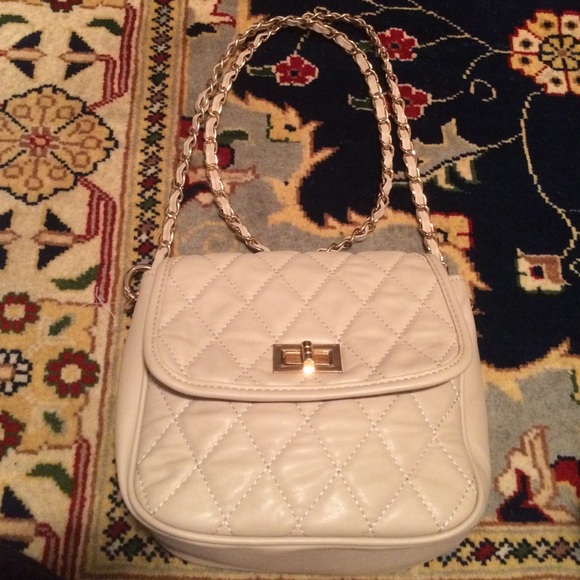 Beige small purse
