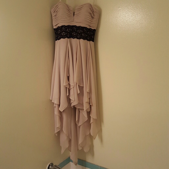 Beige high-low dress with black lace