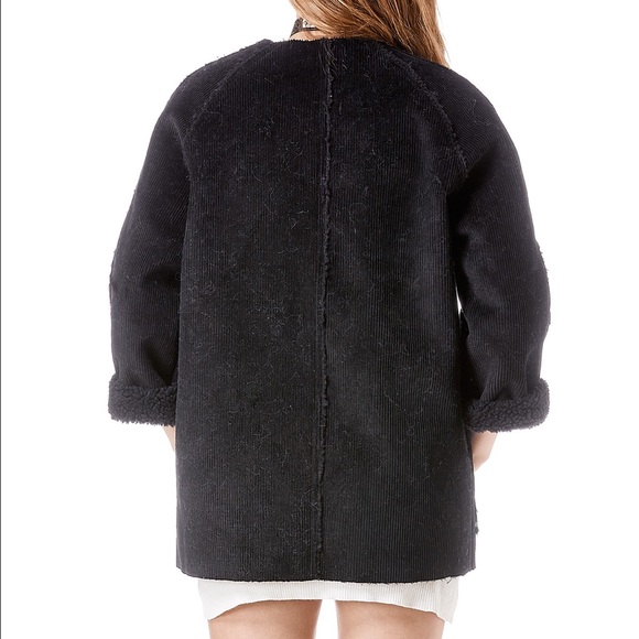 UNIF Ari Coat - Picture 4 of 4