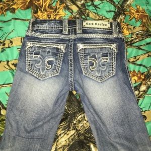 Rock Revivals 24x33 SOLD DO NOT BUY