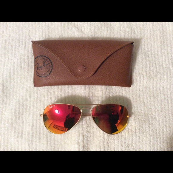 Polarized Ray Ban Aviators with case