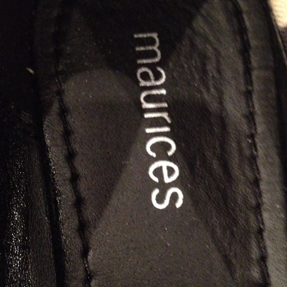 Shoes - Picture 3 of 4