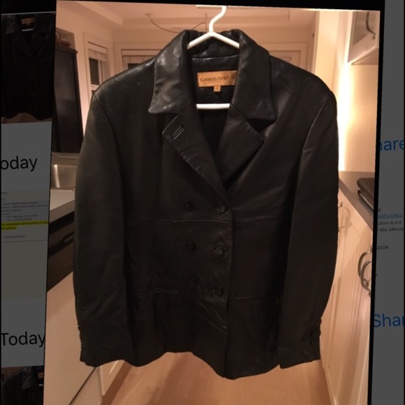Classiques Entier black leather pea coat. Petite S