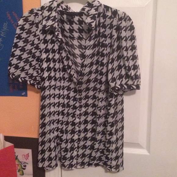 Sheer houndstooth blouse
