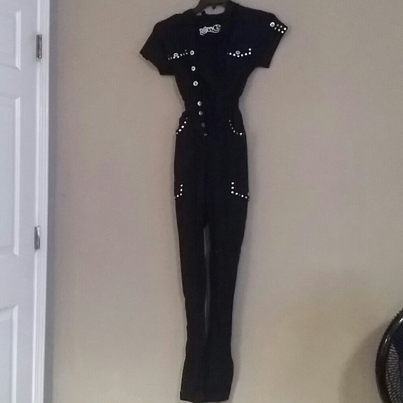 Dereon Jr small Black short sleeve Jumper