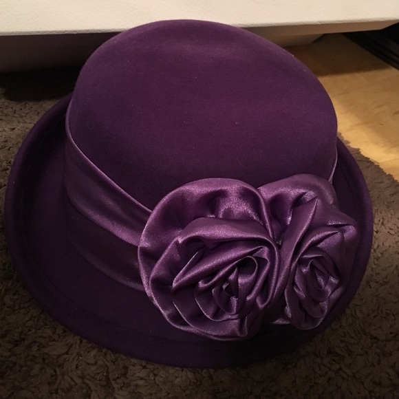 Hat with rose in front