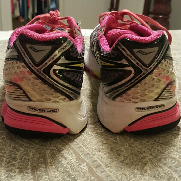 Saucony Triumph 10 Power Grid Running Shoe - Picture 3 of 4