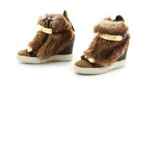 Meet your Posher, Tamara