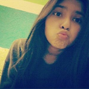 Meet your Posher, Leslie