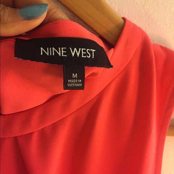 Nine west flowy blouse - Picture 2 of 3