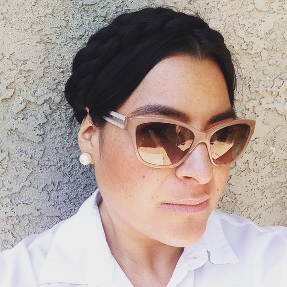 Meet your Posher, Erika