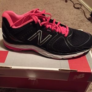New balance running shoes