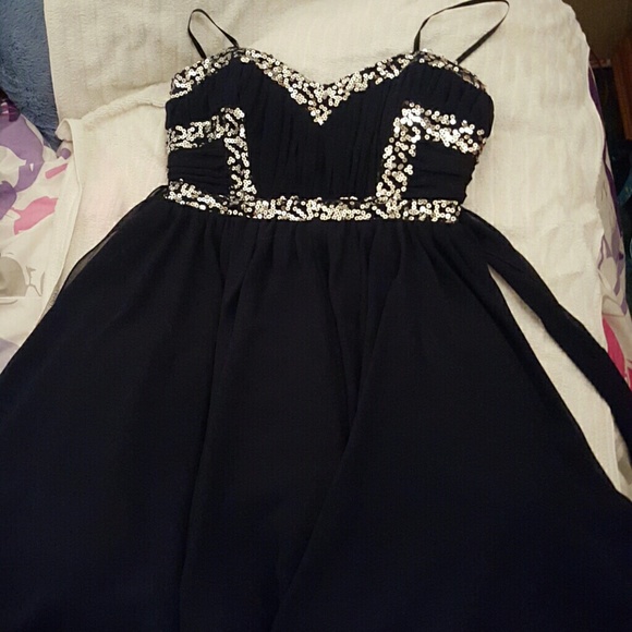 Short party dress